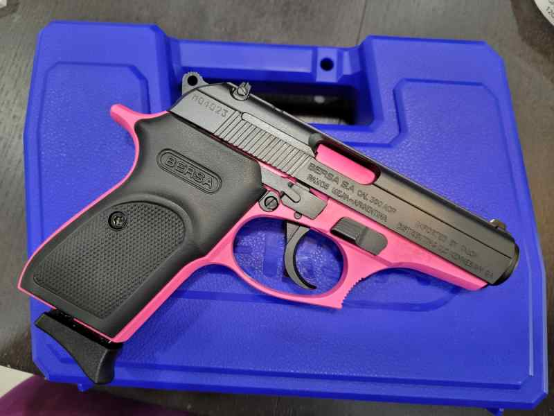 Brand New Bersa Thunder .380 Pink Pistol