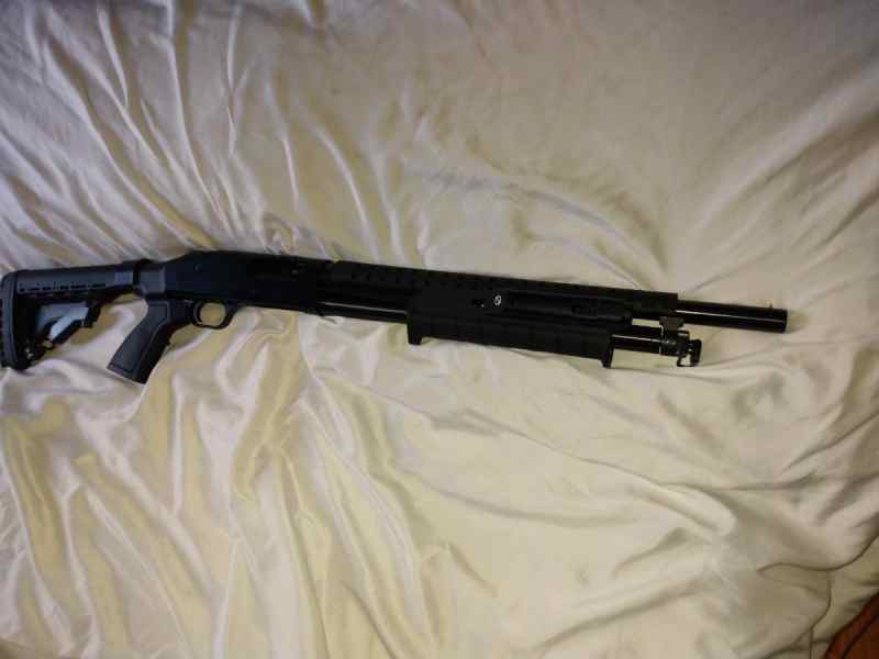 Mossberg 500 12 gauge