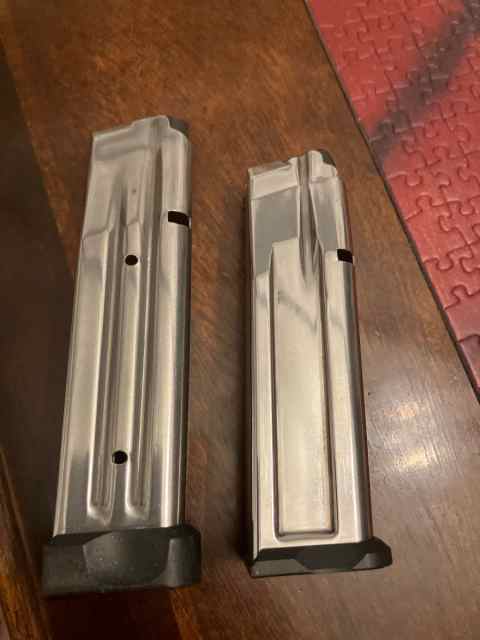 Staccato / STI  magazines