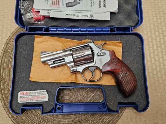  S&amp;W 629 44Magnum, -6 6-Shot, Stainless,