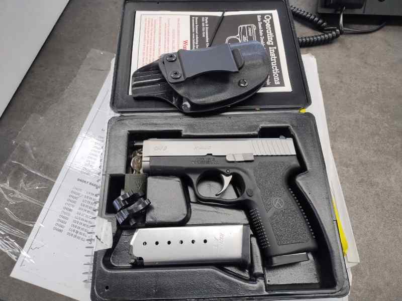 Kahr CW9 Slimline 9mm pistol 
