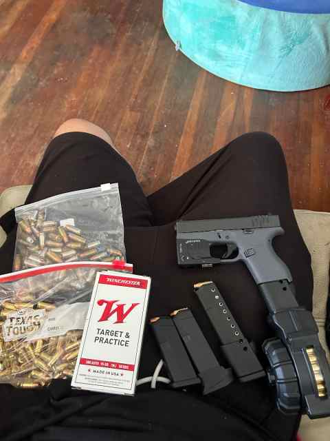 Glock 42 + extras 